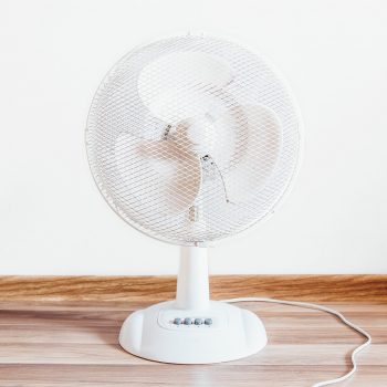 fan on table