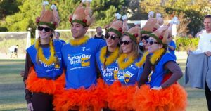 turkey day dash runners