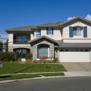 garage door with windows